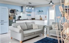 3 Ladyknowe - Uk39969